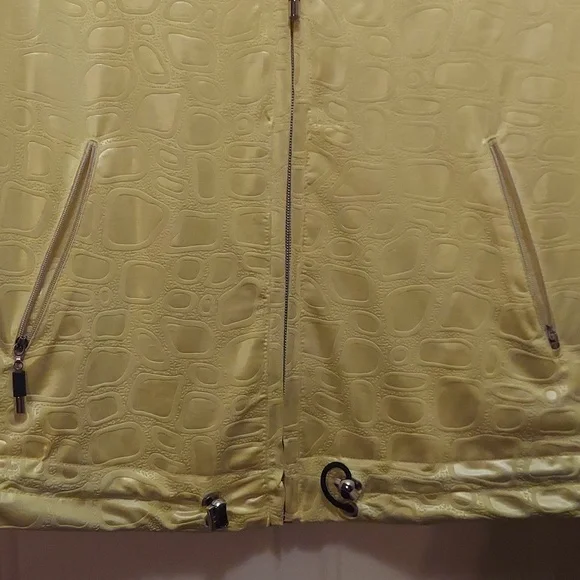 Women's bright Yellow Jamie Sadock golf Jacket - Picture 2 of 8